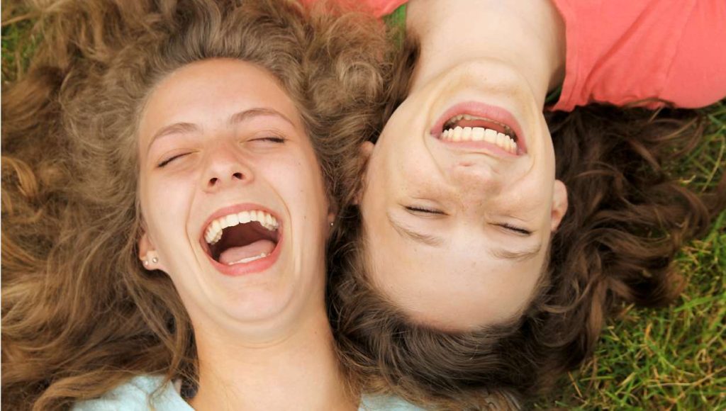 3 Proven Benefits of Laughter for happy life